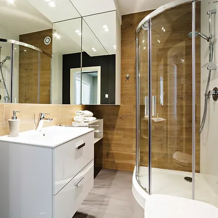 Residence, Sun & Snow