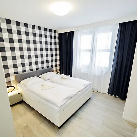 Residence, Sun & Snow