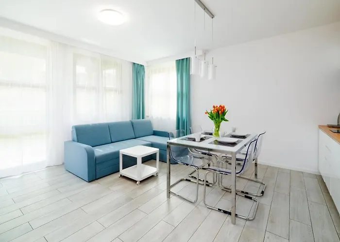 아파트 Residence, Sun & Snow *