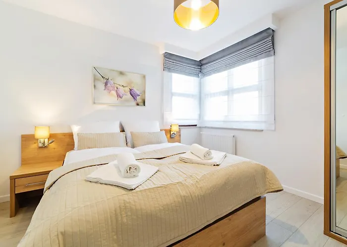 아파트 Residence, Sun & Snow *